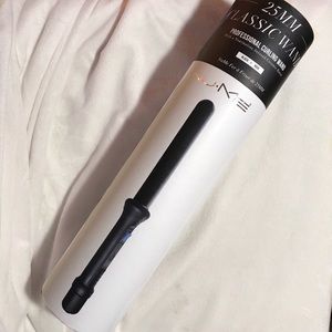 NWT Nume Classic Curling Wand🥰